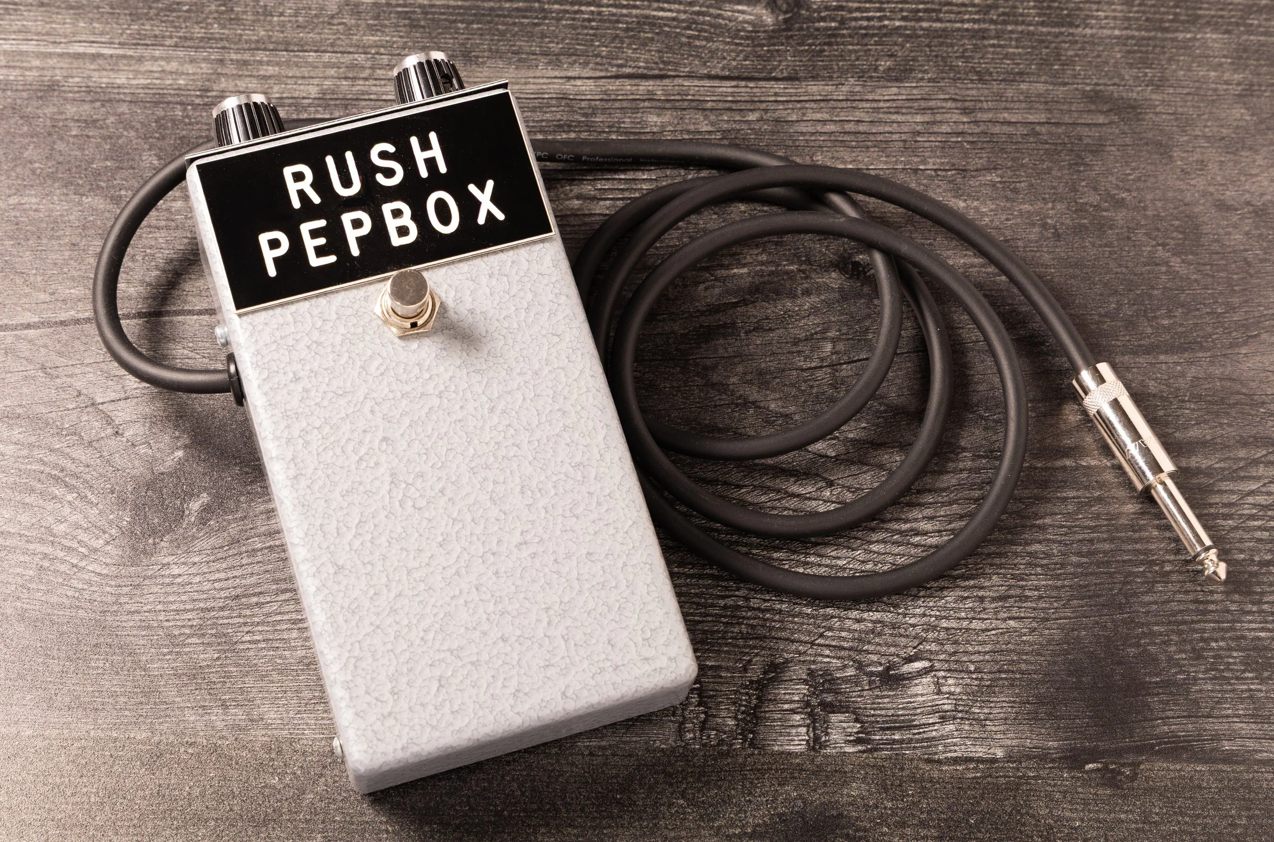 A Brief But Complete Guide to Fuzz Pedals — Anatomy of Tone